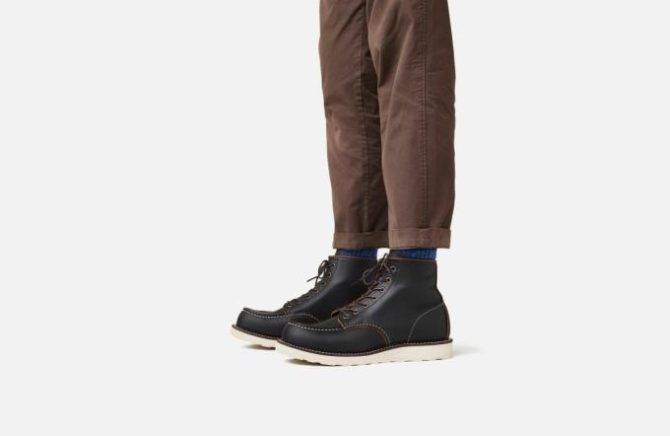 Red Wing Shoes Classic Moc | Classic Moc Black – Heritage - Image 2